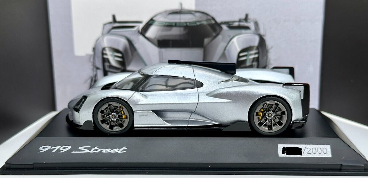 RARE Porsche 919 Street Hypercar 1:43 Limited 911 Minichamps RARE Porsche 919 Street Hypercar 1:43 Limited 911 Minichamps