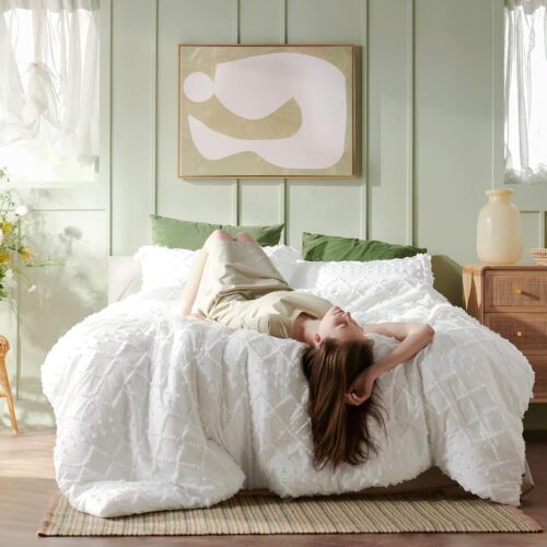 Queen Comforter Set - White Comforter, Boho Tufted Shabby Chic Bedding Comforter - Picture 4 of 8