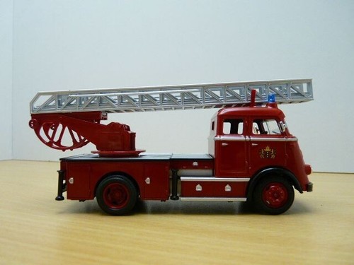 CAMION de POMPIER DAF A1600 GRANDE ECHELLE 1962 1/43 Amsterdam - Foto 6 di 7