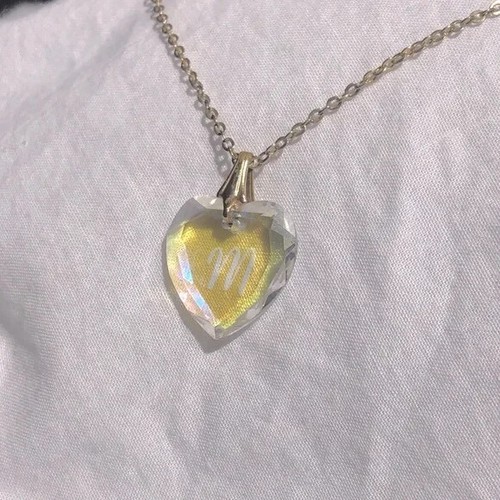 Vintage '80s-'90s Iridescent Initial 'M' Necklace - Picture 3 of 5