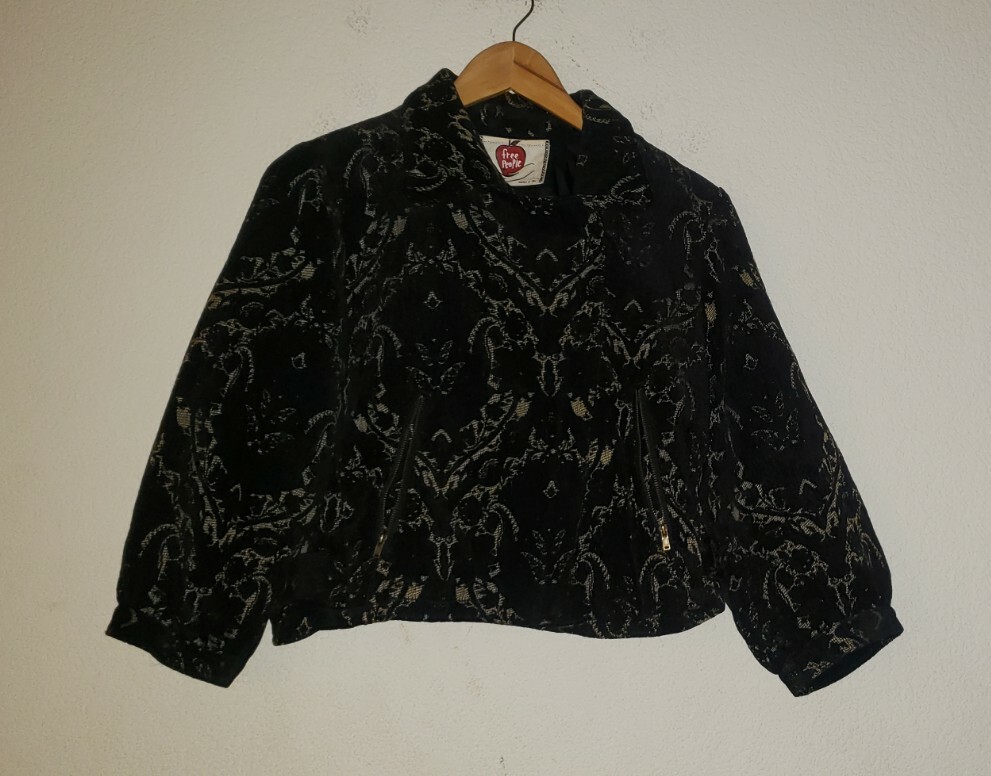 Picture 1 of 3