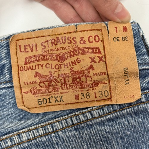 Vtg 80's Levis 501 XX Men's DISTRESSED Blue Jeans BUTTON FLY Denim Pants 38/30 - Picture 4 of 12