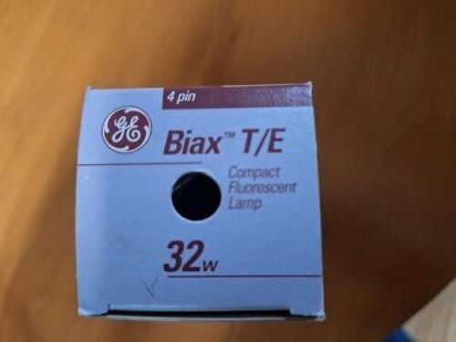 GE 39378 F32TBX/830/AP/4P BIAX T/E 32W 4 PIN 3,000K GX24Q-3 CFL PLUG IN - Picture 6 of 6