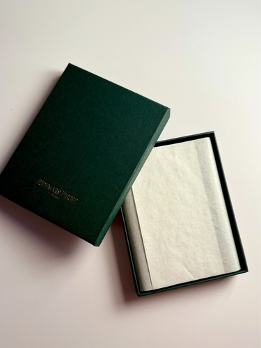NEW Audemars Piguet AP Evergreen Leather Passport Holder- BNIB Luxury Ad Gift - Picture 10 of 11