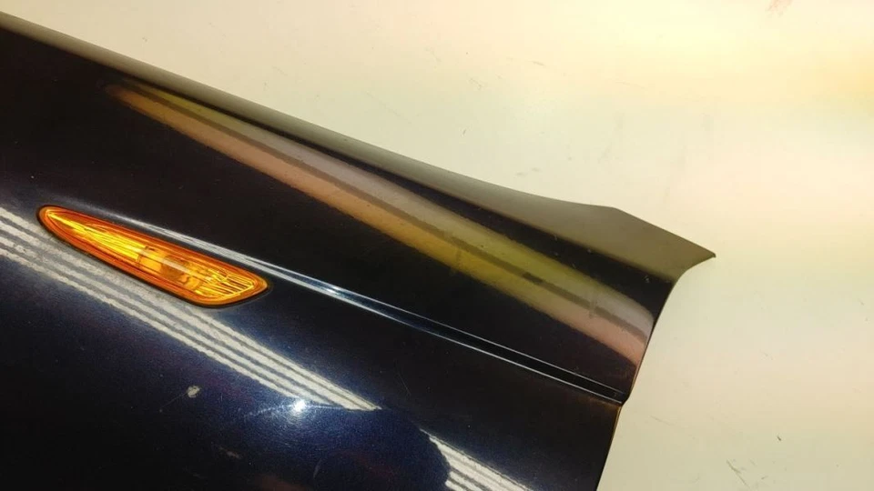 02 03 04 05 BMW 325XI E46 SW GUARDABARROS DERECHO AZUL Foto 3 de 4