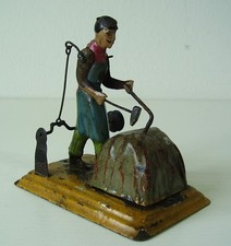 Antikes Blech Antriebs Modell Schmied vor 1945