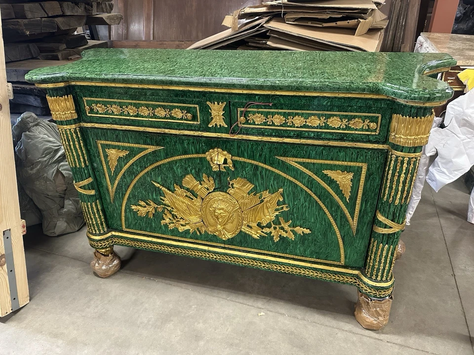  Hermoso aparador de mármol francés de malaquita, francés montado en bronce, antiguo  Foto 3 de 3