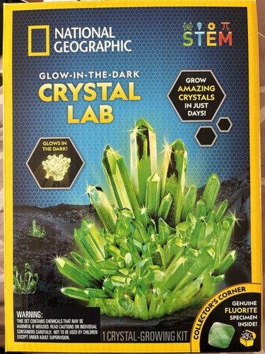 National Geographic Glow-in-the-Dark Crystal Lab – STEM Science Kit