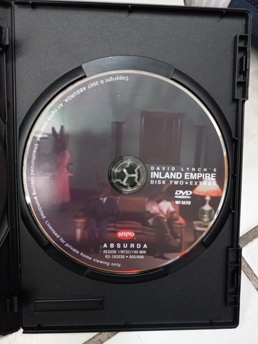 David Lynch's Inland Empire 2-Disk DVD Special Edition - With Insert B23 - Foto 5 di 6