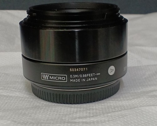 Sigma 30Mm F2.8 Dn Single Focus Lens For Mirrorless Cameras - Picture 4 of 7