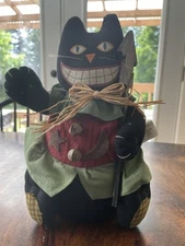 Primative Folk Art Halloween Black Cat Figurine