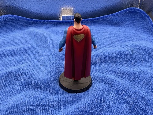 DC EAGLEMOSS 4” Heavy Lead Figurine-SUPERMAN- Loose No Box or Magazine 2008 - Picture 2 of 8