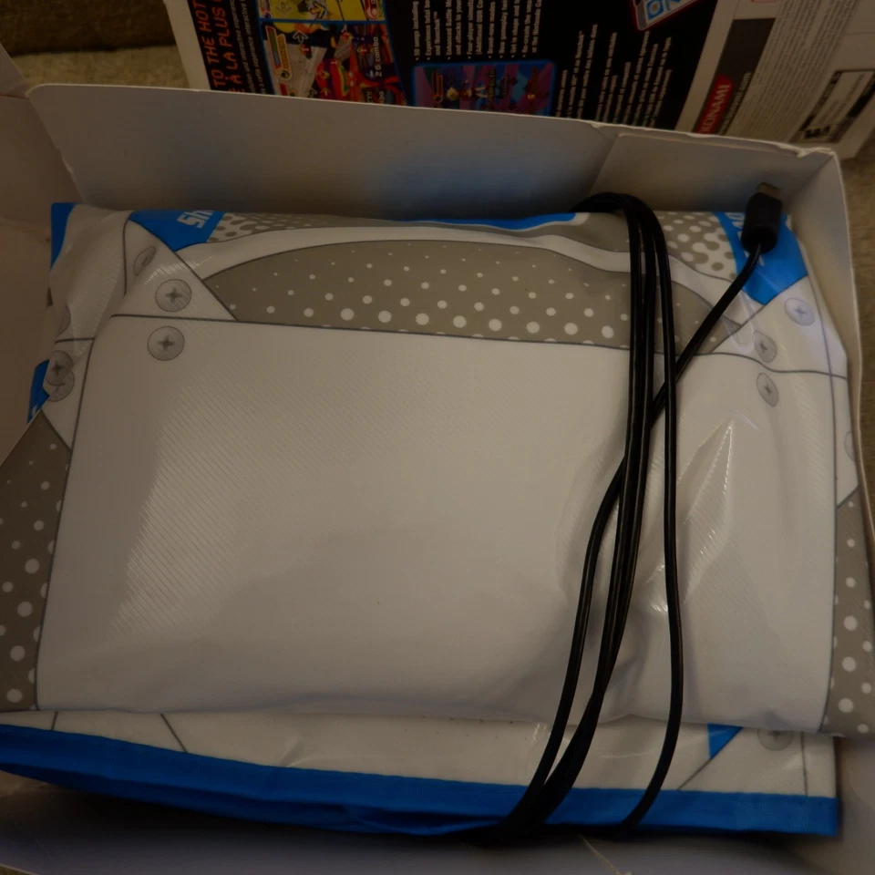 Dance Dance Revolution: Hottest Party (No game, dance pad only)  (Wii, 2007) - Image 4 of 4