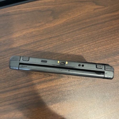 4066 Nintendo New 3DS LL Black For Parts - Picture 11 of 12