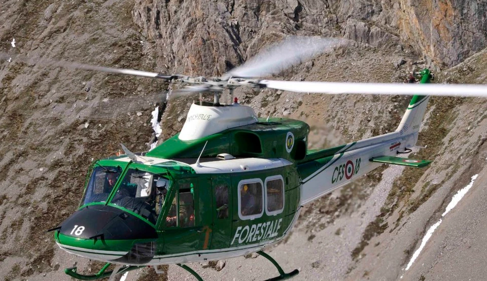 Elicottero Augusta Bell AB412 CORPO FORESTALE DELLO STATO Die Cast Model 1/43 - Immagine 2 di 4