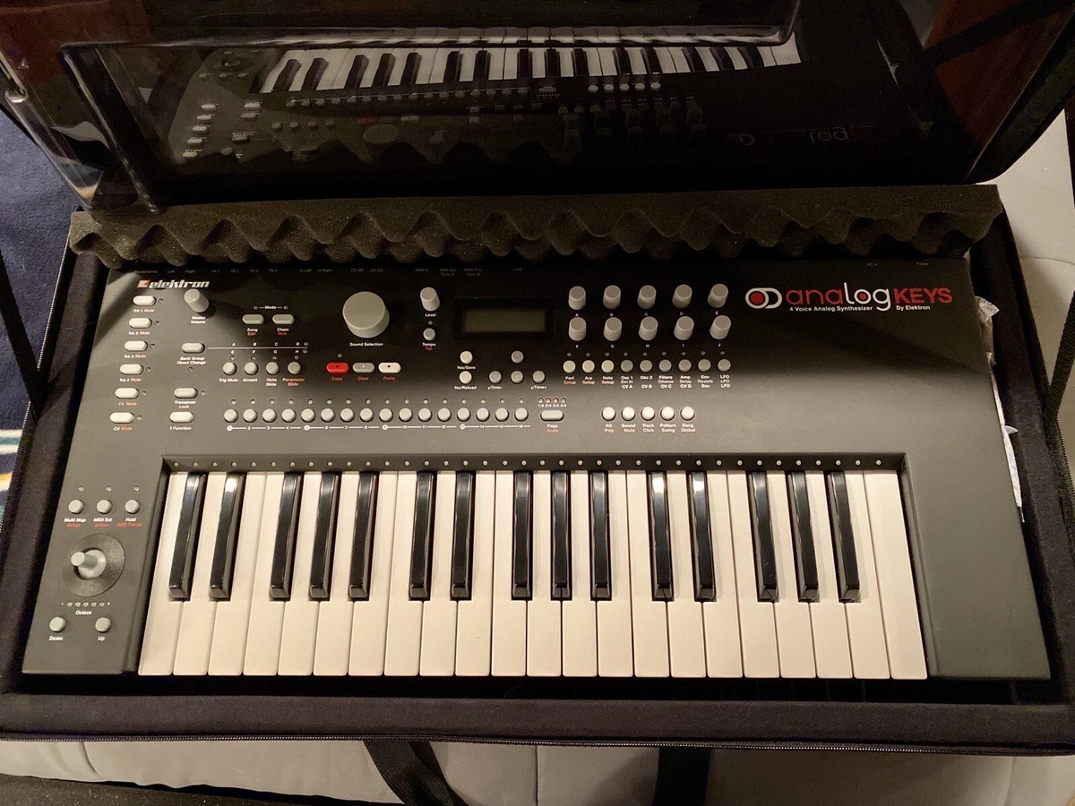 Elektron Analog Keys w/DeckSaver and SKB Case