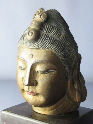 STATUA IN LEGNO DIPINTO DORATO TESTA BUDDHA FIGURA INTAGLIATA A MANO XX SEC. - Foto 1 di 10