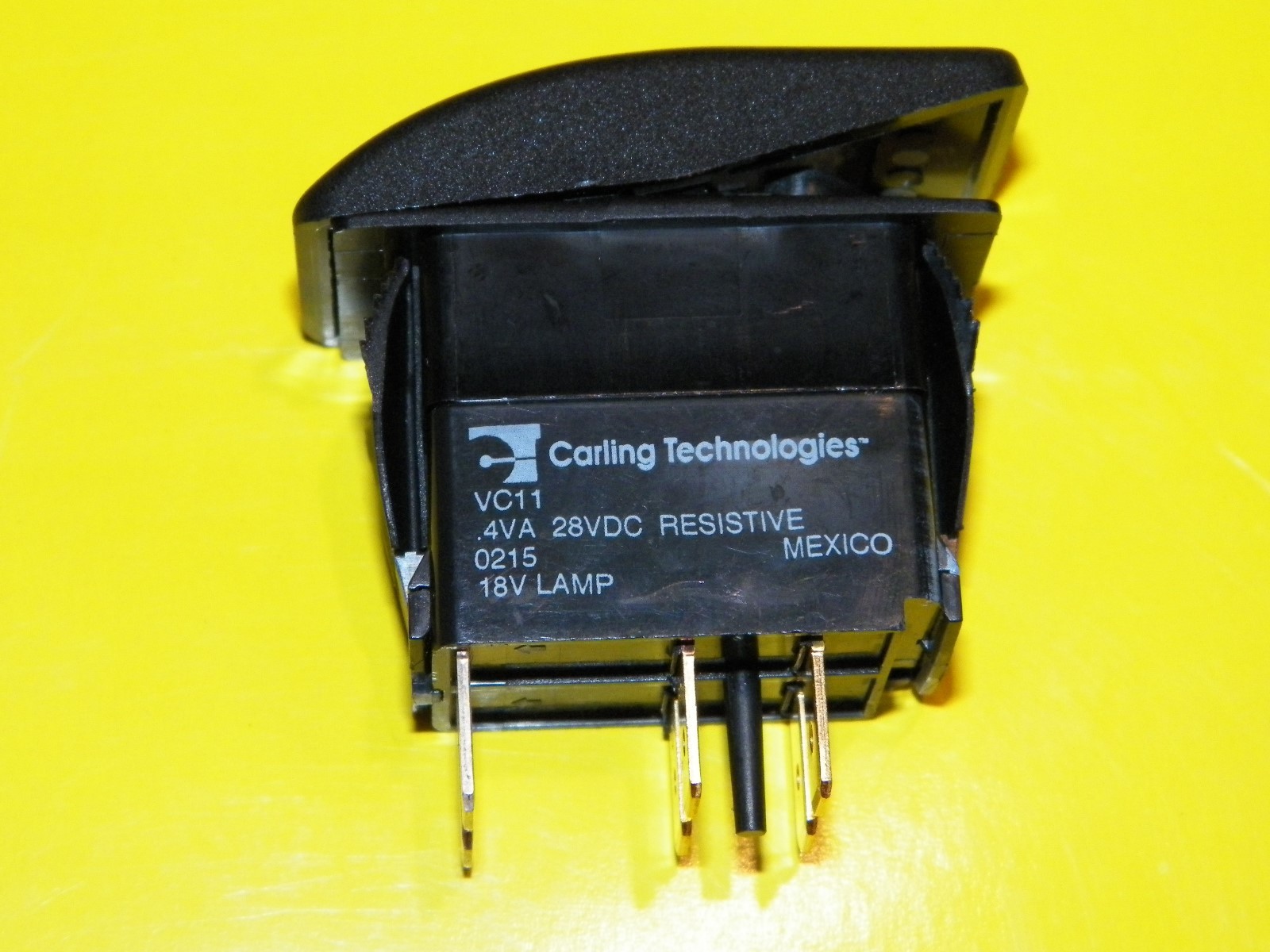 *NEW* Carling Cruise Cancel Switch VC11 .4VA 28VDC Resistive 12V LAMP Momentary