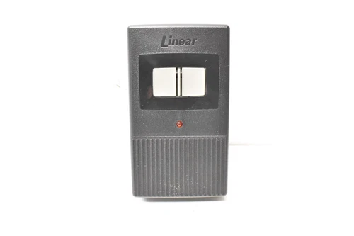 MEGACODE LINEAR MT-2B ACP00746 GARAGE DOOR REMOTE CONTROL TRANSMITTER (LOT OF 2)