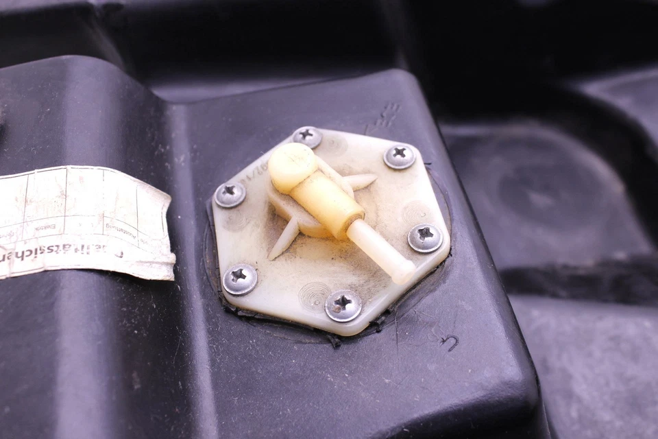 05 BMW F650CS OEM TANQUE DE GASOLINA PILA DE COMBUSTIBLE DEPÓSITO DE GASOLINA TANQUE BMW. Foto 4 de 4