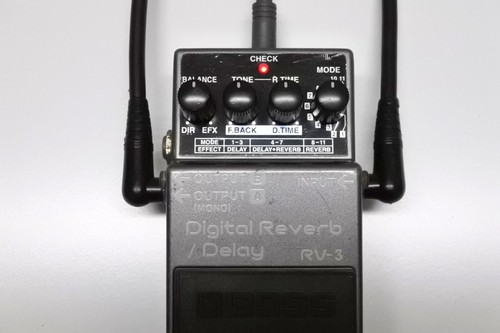 Junk BOSS RV-3 #323 for Parts or Repair Required Non-Returnable - Picture 11 of 12