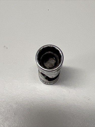 Snap on Tools FU16A 1/2" SAE Shallow Universal Socket 12 Point 3/8" Drive 8B4 - Picture 7 of 7
