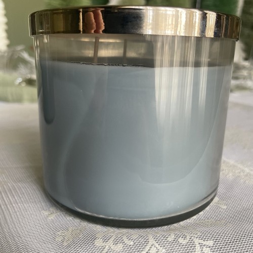 Slatkin & Co Candle Twisted Peppermint Bath & Body Works 3-Wick Christmas Home - Bild 5 von 12