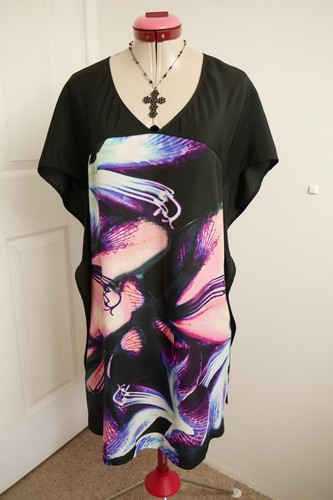 WAYNE COOPER Black Floral DRESS Size 10 Pink White Short Sleeve Cocktail
