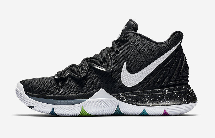 Nike Kyrie 5 Black Magic 2018 Size 10 Basketball Sneakers NIB Rare