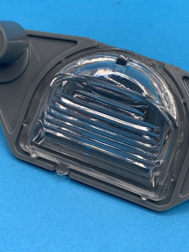 Luz de matrícula para Pontiac Firebird Fiero Aztek lámpara etiqueta lente carcasa NUEVO - Imagen 5 de 14