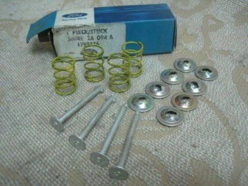 NOS FORD CORTINA LOTUS CAPRI ESCORT Mk1 Mk2 REAR BRAKE SHOES KIT # 3004E2A094A