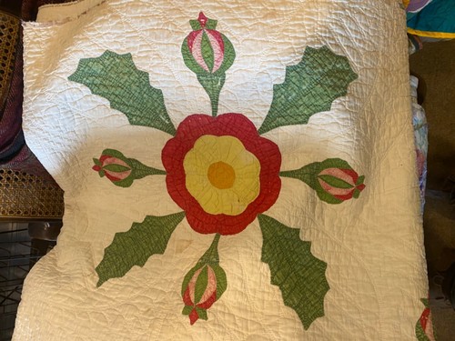 Folk Art Antique Whig Rose Quilt 76" X 88” circa 1850 - Picture 3 of 17