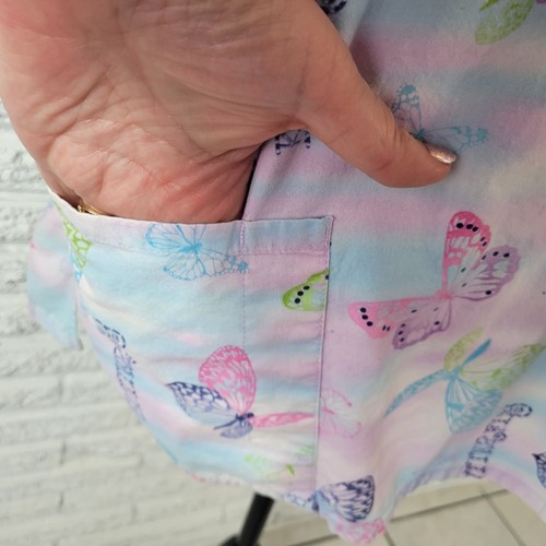 SB Scrubs Unisex Scrub Top XL Short Sleeve Blue Butterflies Lightweight Pockets - Picture 5 of 10