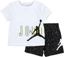 NIKE AIR JORDAN BOY  S 2PC SET WHITE SHORT SLEEVE TSHIRT  BLACK SHORTS 24MONTHS