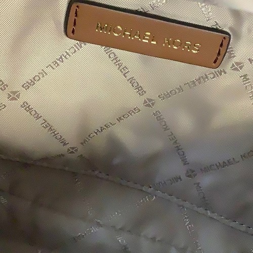 Usado - Paquete de cintura dos en uno Michael Kors - Imagen 3 de 10