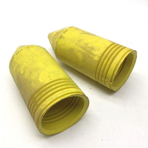 Lot of 2 Bryant 7717 Weather Protective Boot For 50A Nylon Connector Vinyl-Based - Picture 3 of 3