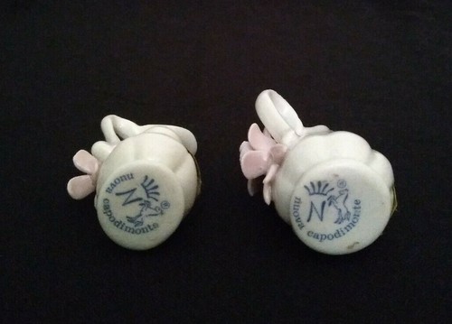 2 Italian Vintage Nuova Capodimonte Fili Porcelain Mini Pitcher Set Pair Italy - Picture 4 of 5