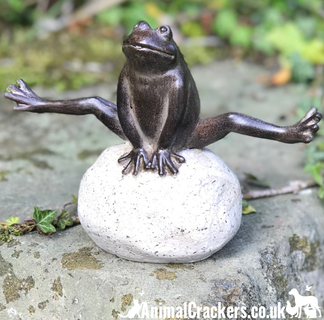 Frog on stone leaping bronze & stone effect garden pond ornament