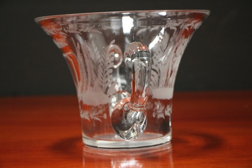 Heavy Swedish late 19th century cut crystal vase egraved flowers Celtic handles - Picture 4 of 12