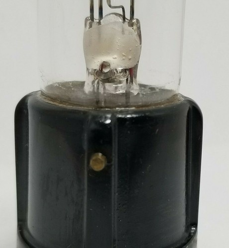 **RARE** RADIOTRON WD-12 VACUUM TUBE, ORIGINAL BOX & DATA SHEET, COLLECTABLE - Picture 3 of 9