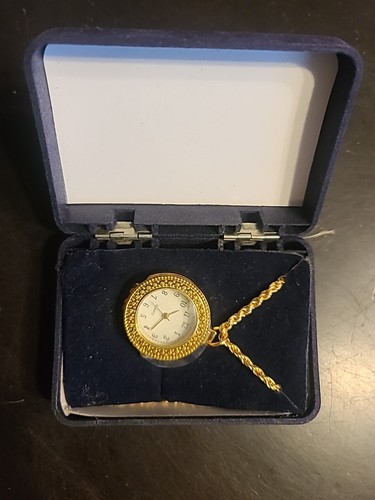 Vintage Necklace Watch - Picture 11 of 11