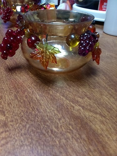 Vintage Glass Grape Decor - Picture 5 of 5