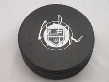 Jordan Nolan LA Kings Signed NHL Logo Puck LOM COA (PK1409)
