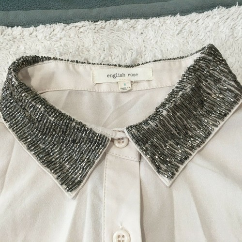 English Rose Ivory Sleeveless Button Blouse Top w/ Pewter Beaded Collar - Size S - Picture 5 of 9