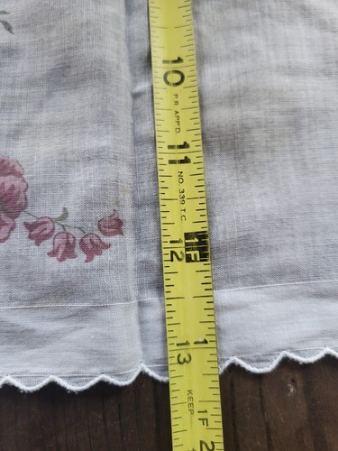 Vtg Hand Embroidered Hankie Lady's Handkerchief Pink Floral Appx 13" Incomplete - Picture 5 of 7