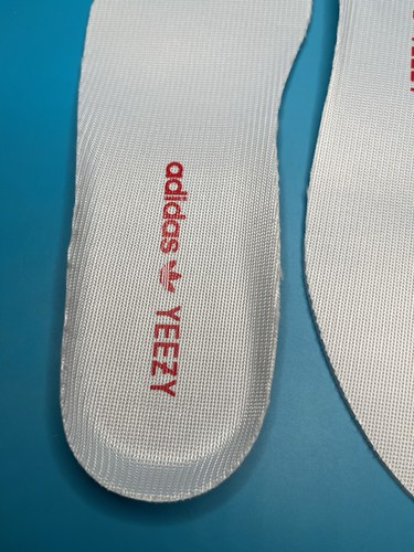 Plantillas de zapatos Adidas Yeezy nuevas talla 5 - Imagen 2 de 8