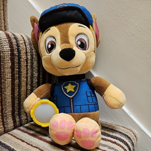 Paw Patrol Snuggle up Chase Plüschtier Welpenspielzeug mit Fackellicht und Sounds - 2018 