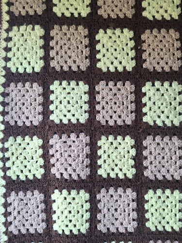 Handmade Granny Square Afghan Brown Yellow Tan 48×76 ins Small Hole - Picture 2 of 4