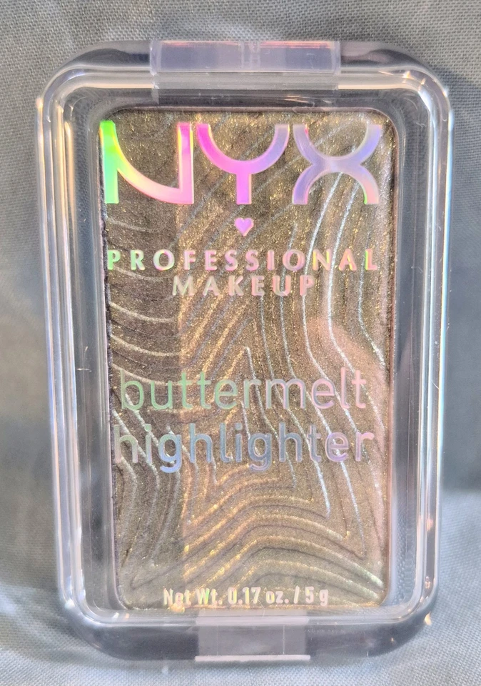 Iluminador NYX Buttermelt BUTTA EN NEGRO NUEVO negro multicromo 0,17 oz Foto 3 de 4