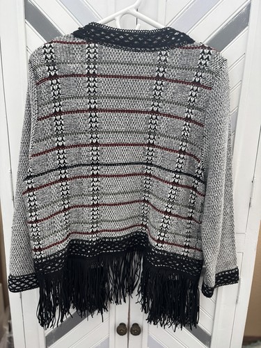 CJ Banks Women's 1X Black White Knit Crochet Lace Faux Suede Fringe Open Sweater - Picture 7 of 16